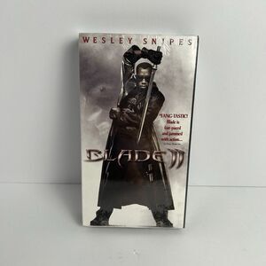 Blade II VHS SEALED Alliance Atlantis Canadian Wesley Snipes